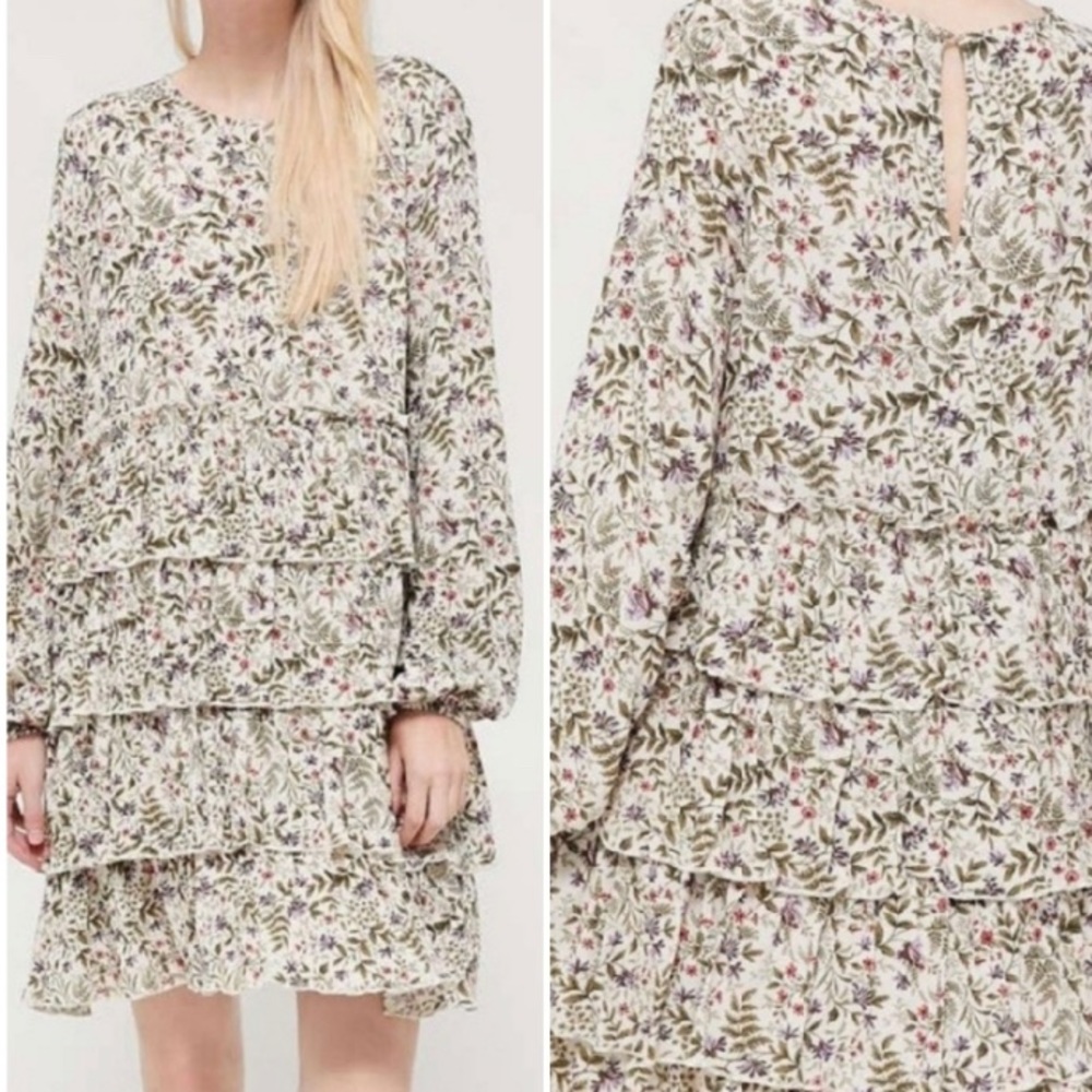 Urban Outfitters. Women’s floral dress size Small